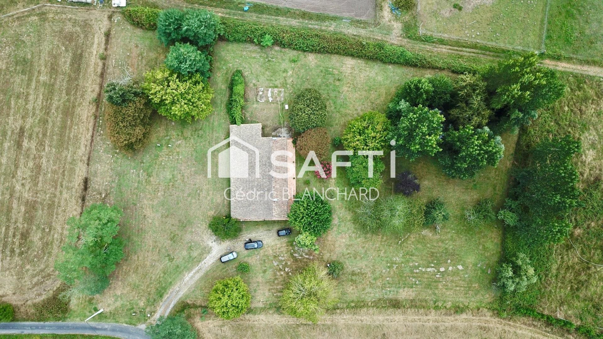 Maison à vendre, 185m², Laruscade