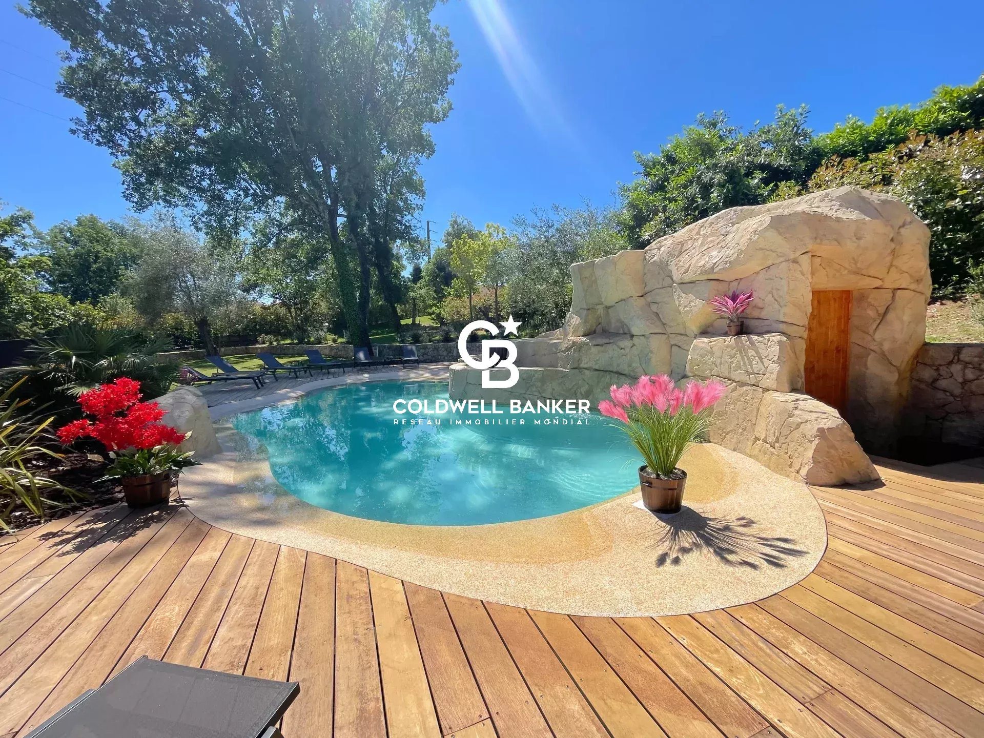 Maison à vendre, 210m², Roquefort-les-Pins