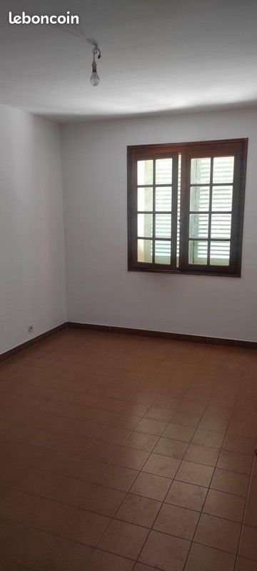 Maison à louer, 95m², Cuers