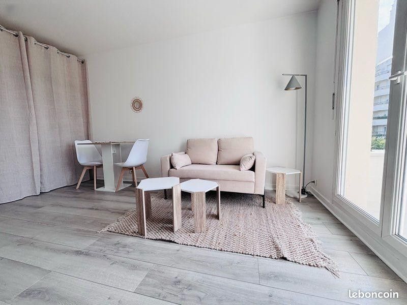 Appartement à louer, 35m², Courbevoie