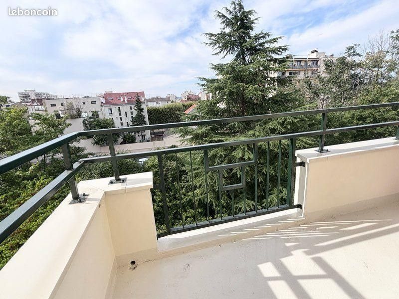 Appartement à louer, 35m², Courbevoie