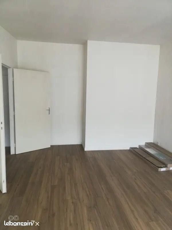 Appartement à louer, 72m², Sèvres