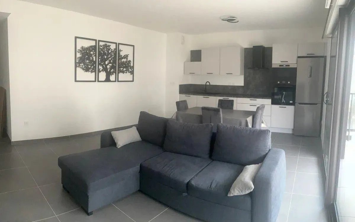 Appartement à louer, 53m², Marseille 8ème