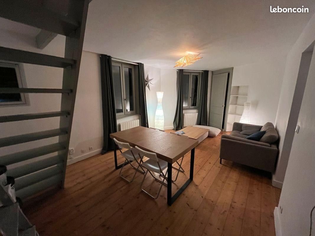 Appartement à louer, 45m², Lille