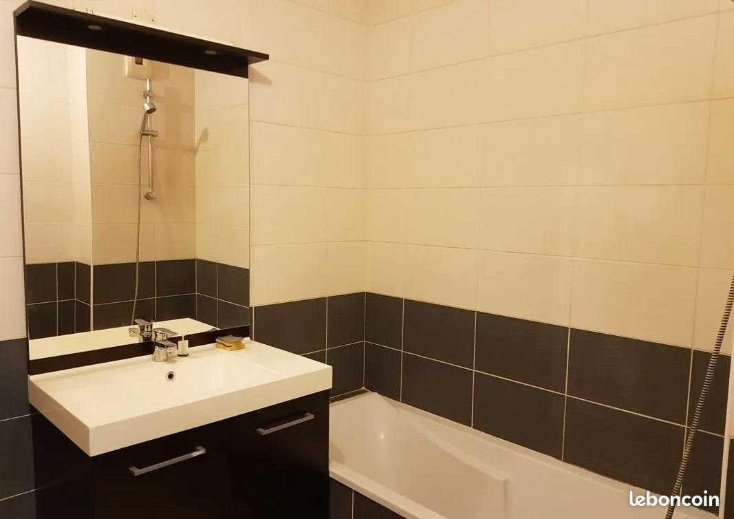 Appartement à louer, 60m², Annemasse