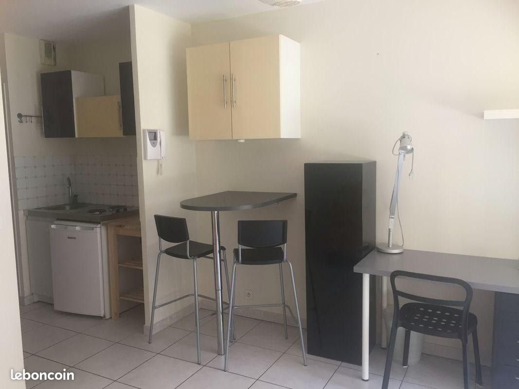 Appartement à louer, 25m², Aix-en-Provence