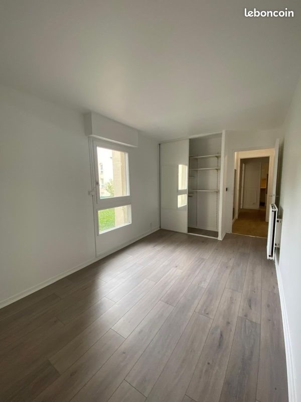 Appartement à louer, 56m², Evry