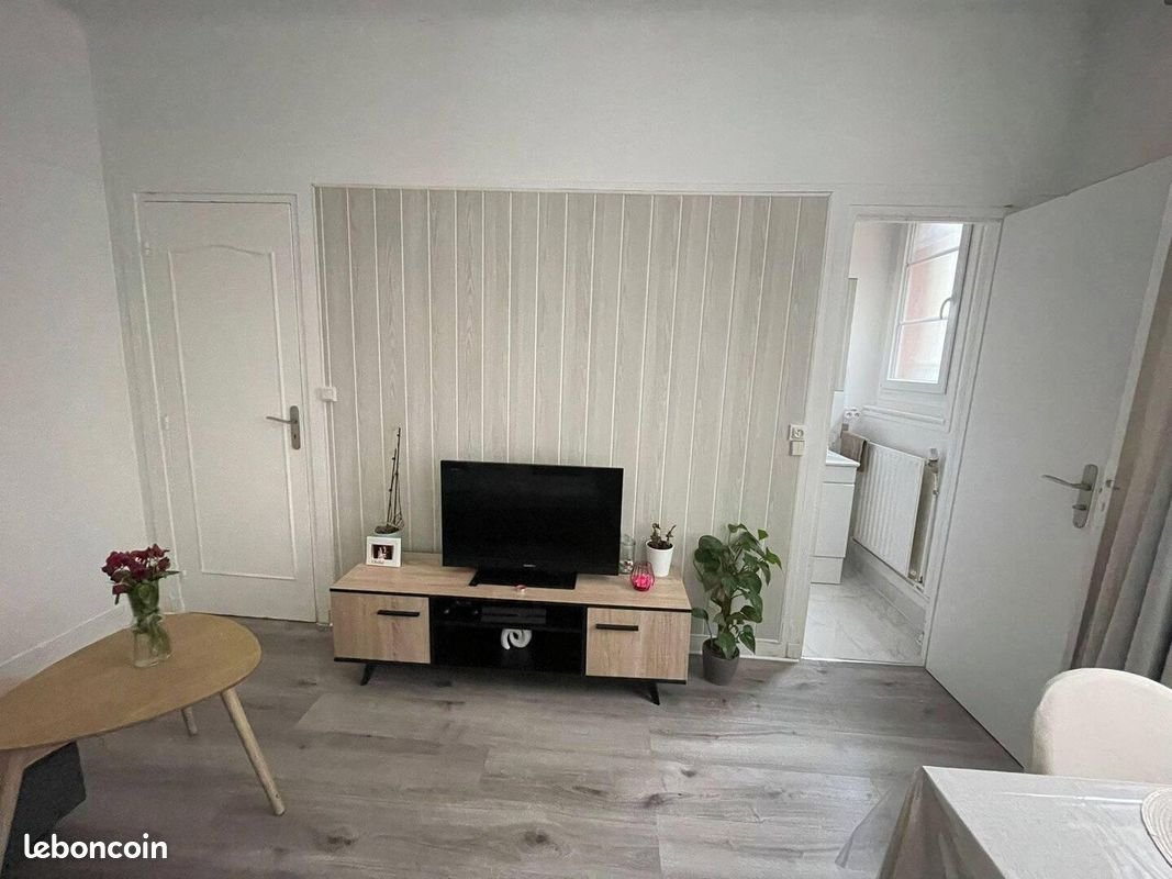 Appartement à louer, 37m², Suresnes