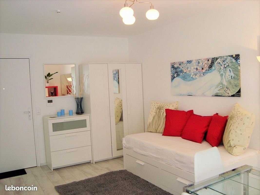 Appartement à louer, 25m², Evry