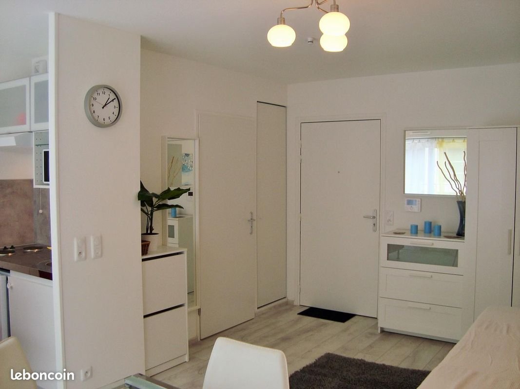 Appartement à louer, 25m², Evry