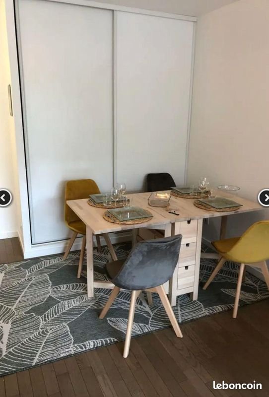 Appartement à louer, 40m², Courbevoie