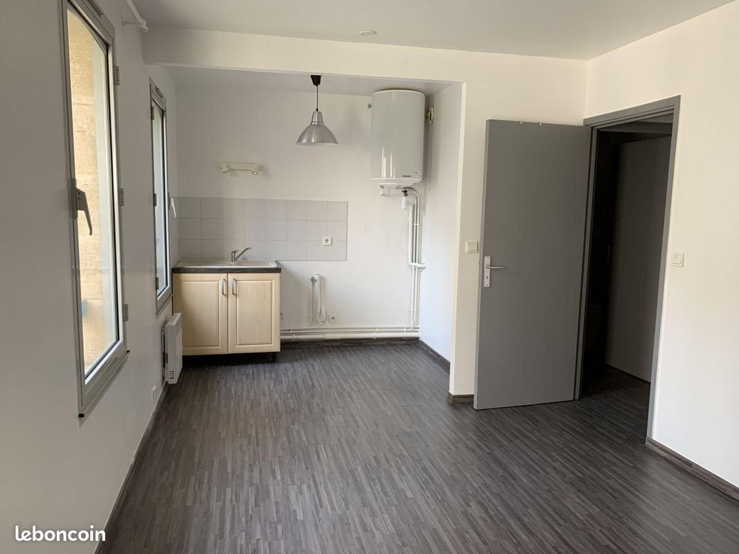 Appartement à louer, 32m², Arles