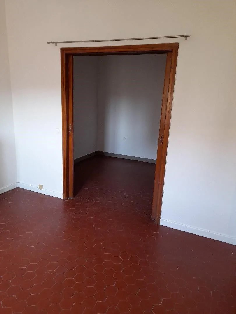 Appartement à louer, 39m², Marseille 8ème
