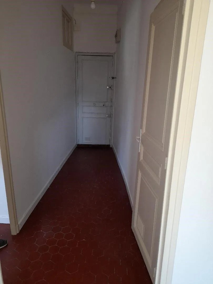 Appartement à louer, 39m², Marseille 8ème