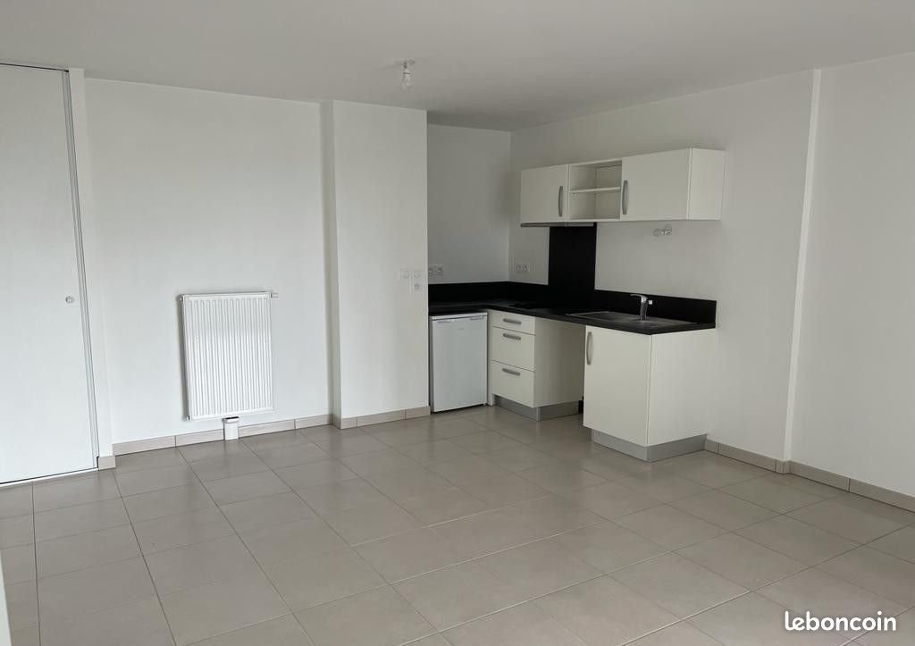 Appartement à louer, 47m², Colombes