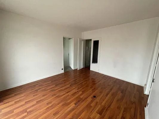 Appartement à louer, 41m², Suresnes