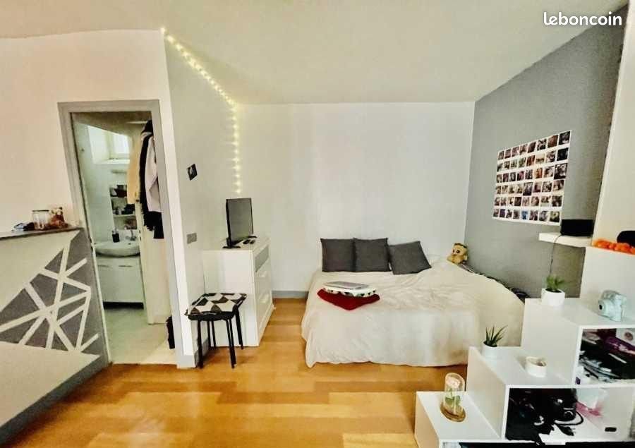 Appartement à louer, 22m², Paris 7ème