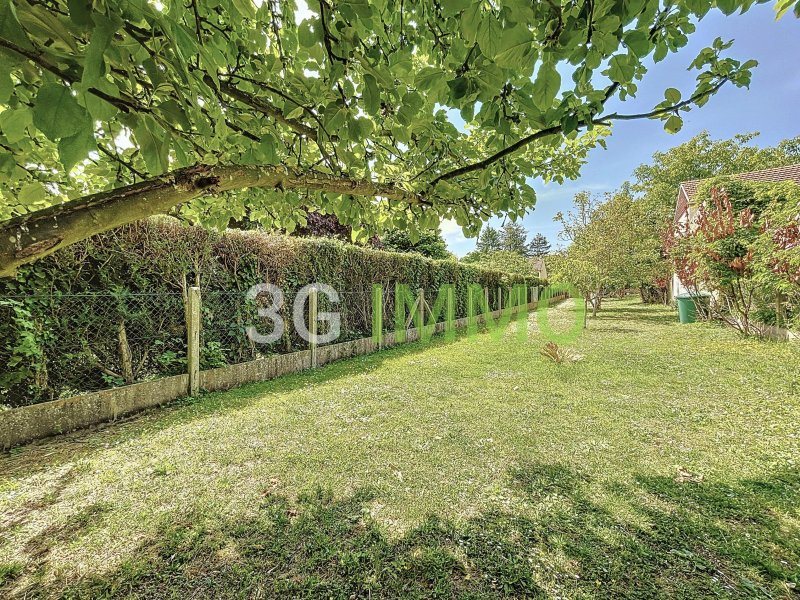Maison à vendre, 4m², Follainville-Dennemont