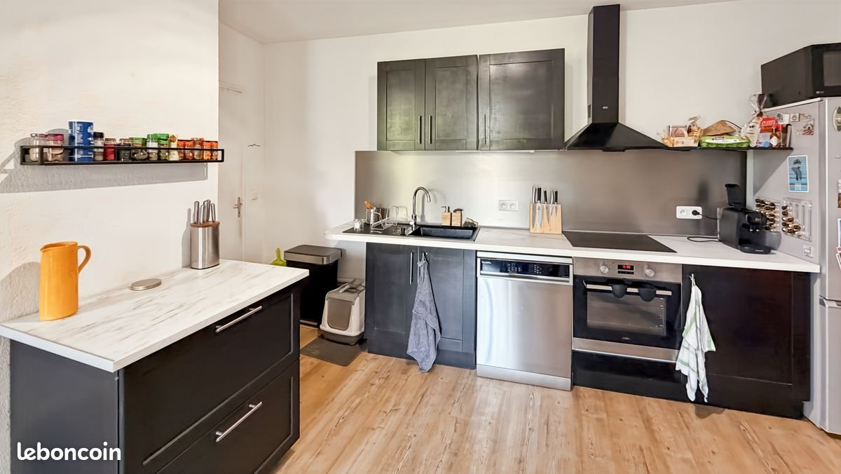 Appartement à louer, 62m², Aubagne