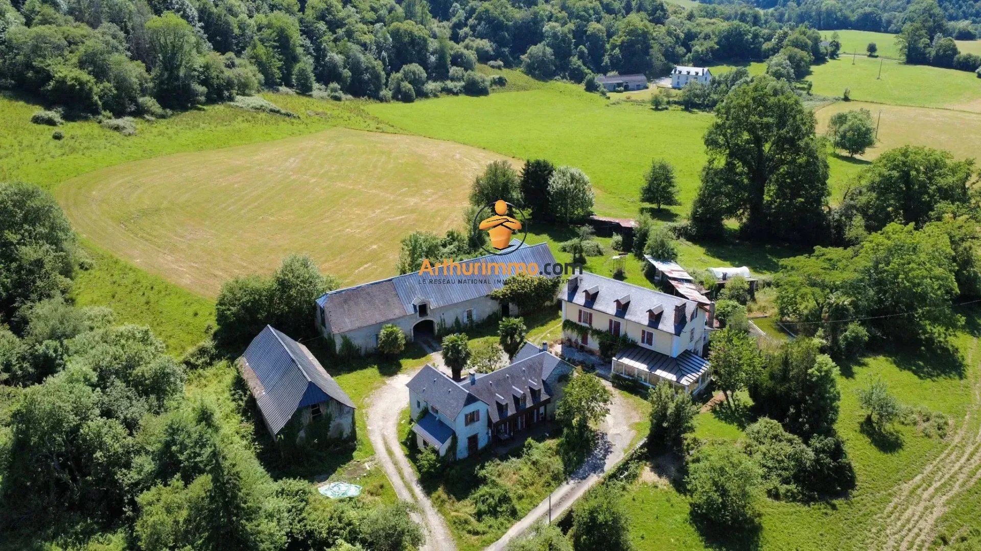 Maison à vendre, 326m², Saint-Pé-de-Bigorre