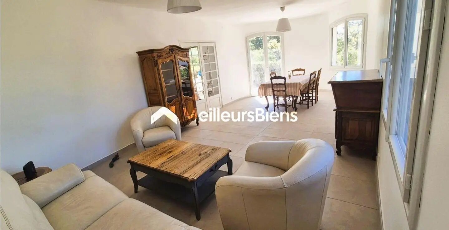 Maison à louer, 135m², Ventabren