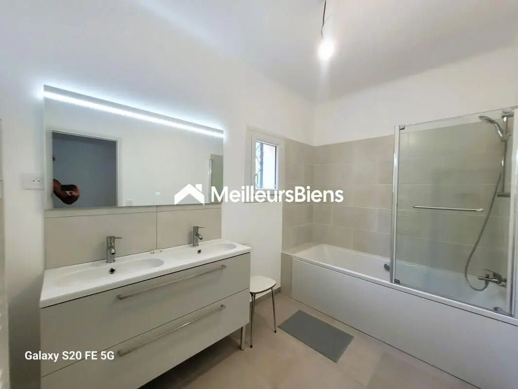 Maison à louer, 135m², Ventabren