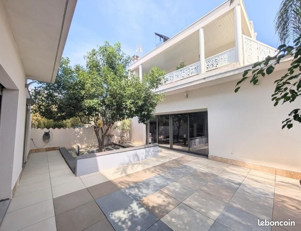 Maison à vendre, 261m², Saint-Cyprien