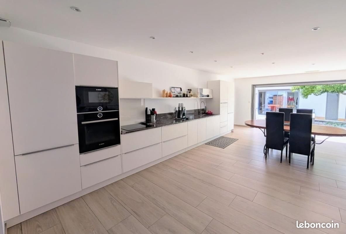 Maison à vendre, 261m², Saint-Cyprien