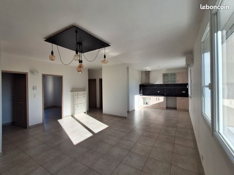 Maison à louer, 77m², Alès
