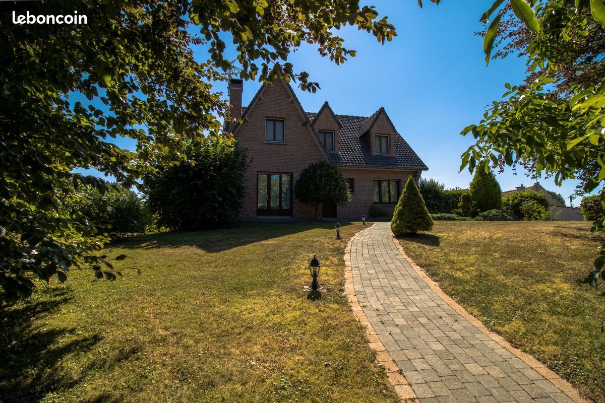Maison à vendre, 131m², Bermerain