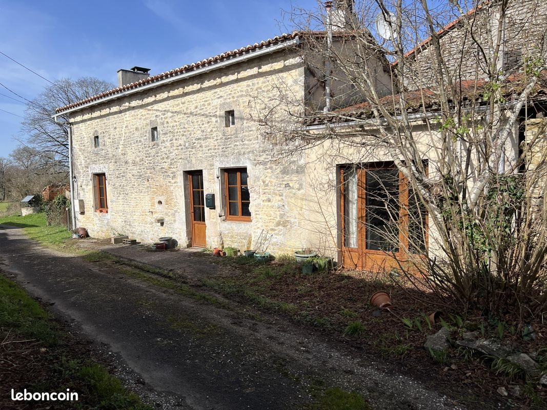 Maison à vendre, 111m², Chassiecq