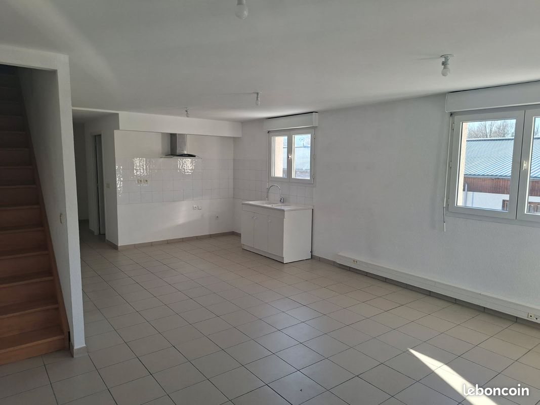 Appartement à louer, 75m², Coise-Saint-Jean-Pied-Gauthier
