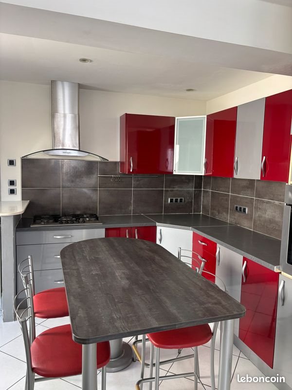 Maison à louer, 108m², Manthelan
