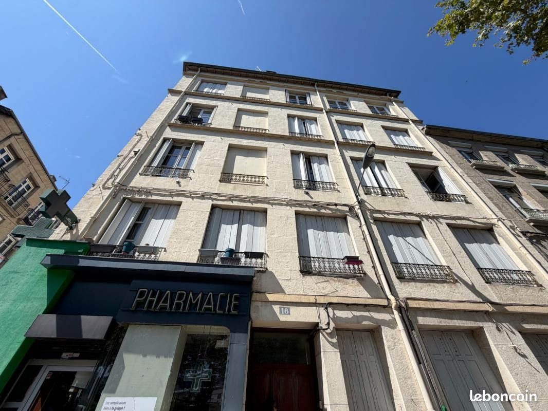 Appartement à louer, 32m², Saint-Étienne