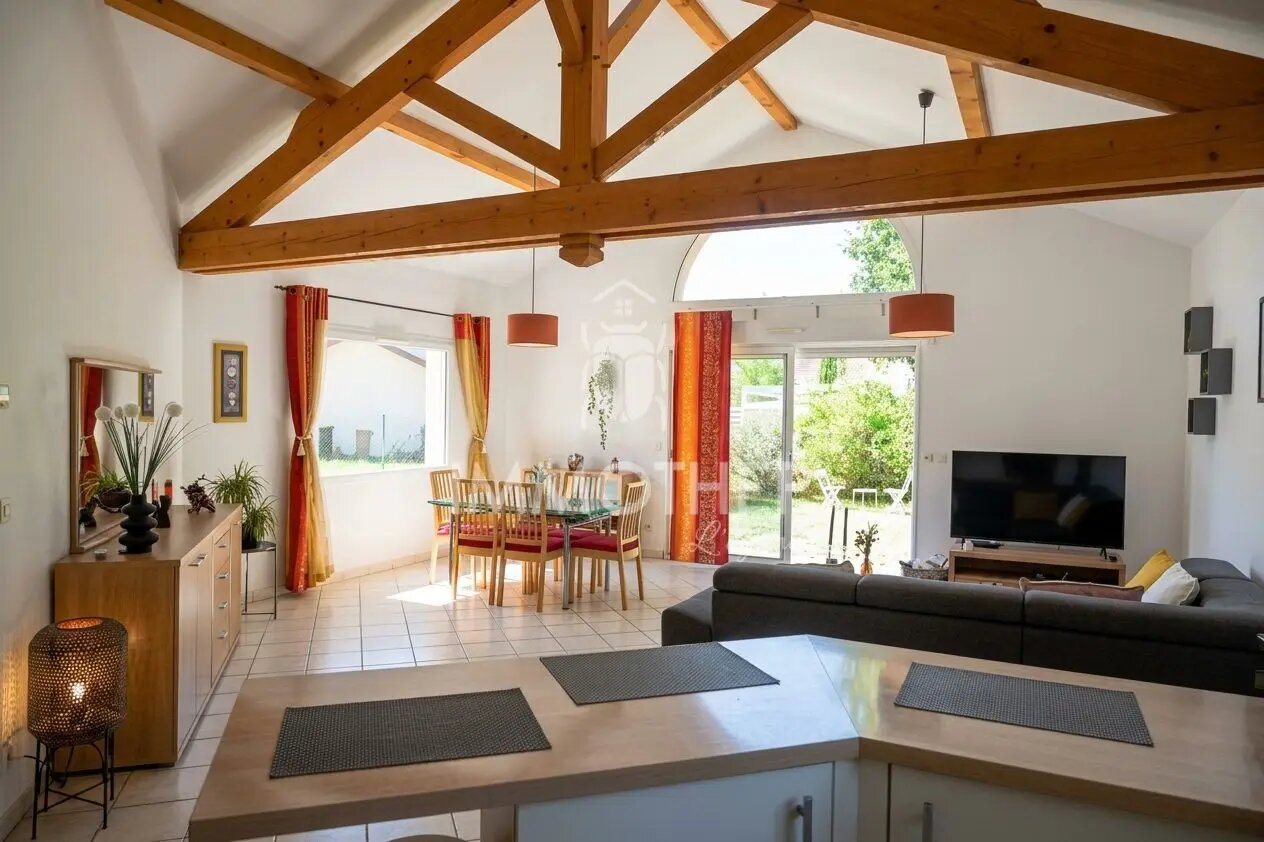 Maison à vendre, 115m², La Buisse