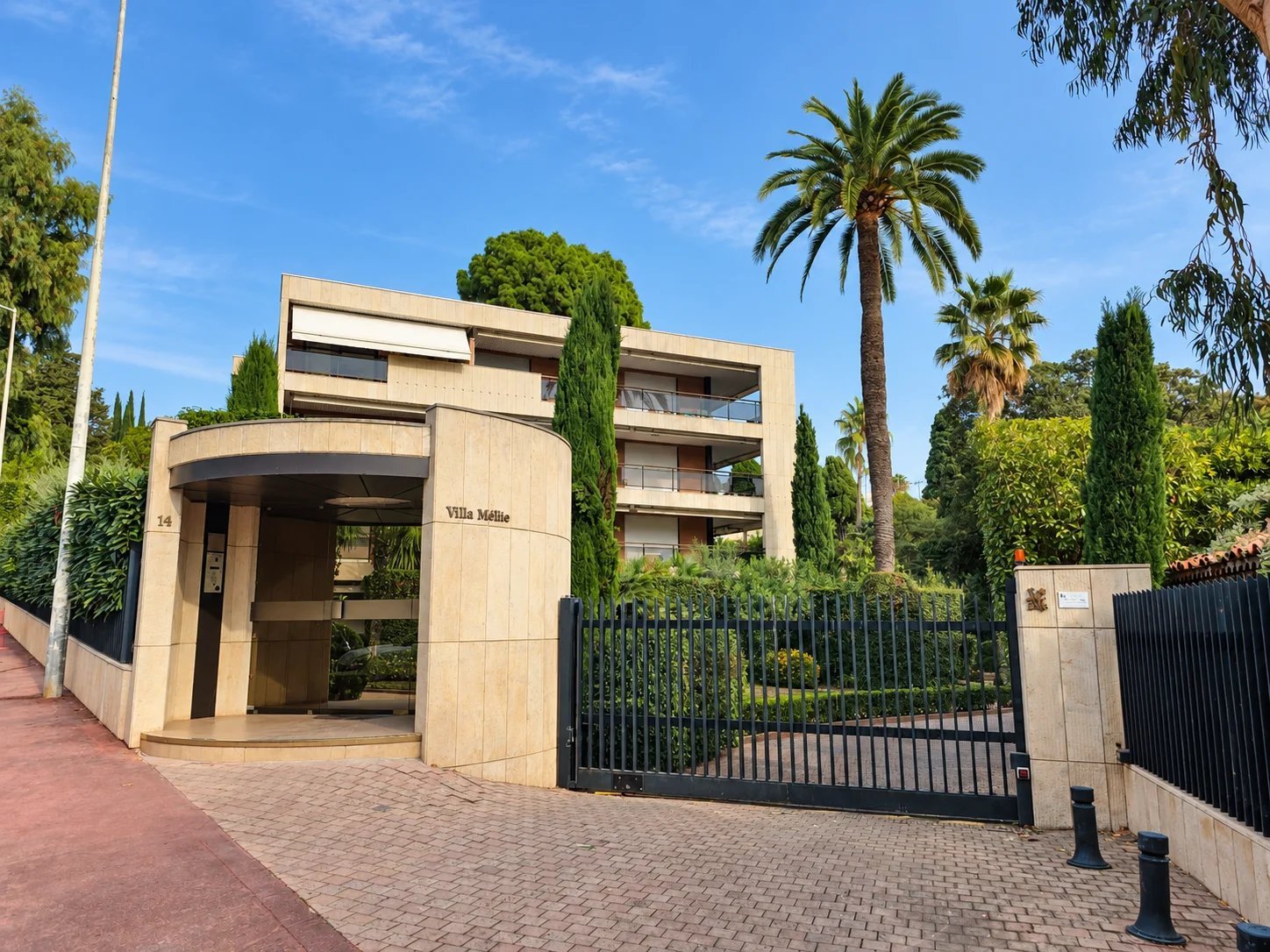 Charming Apartment Just 10 Minutes from the Sea!