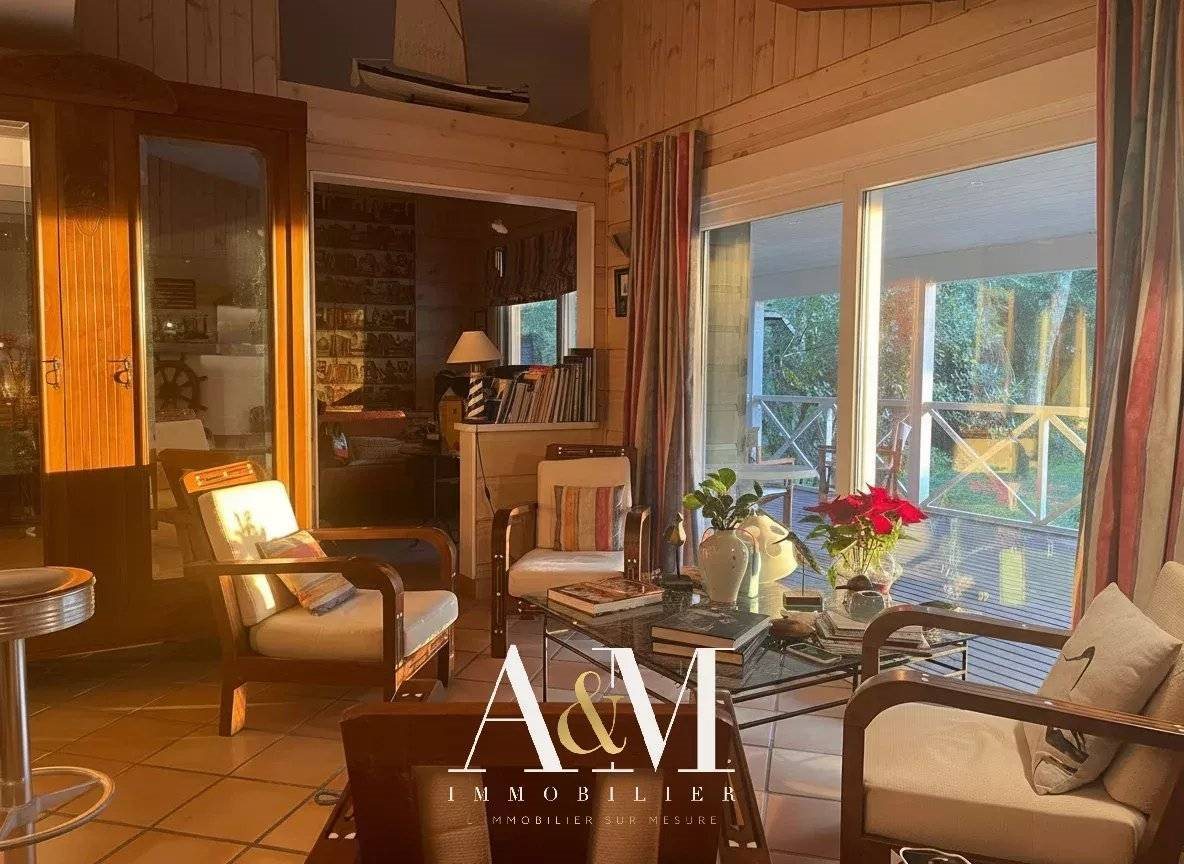 Maison à vendre, 170m², Arès