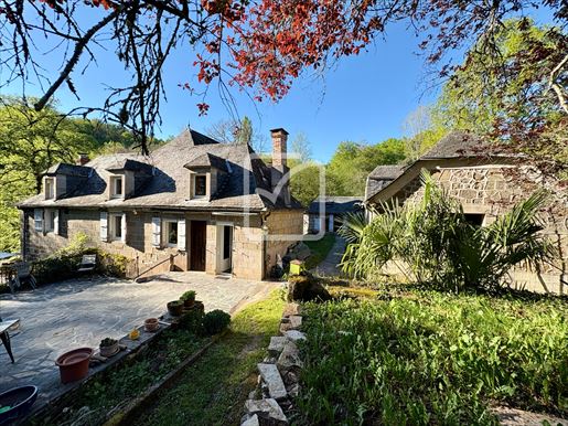 Maison 7 pièces 190 m² · à Cublac · 190 m² · 390 000 €
