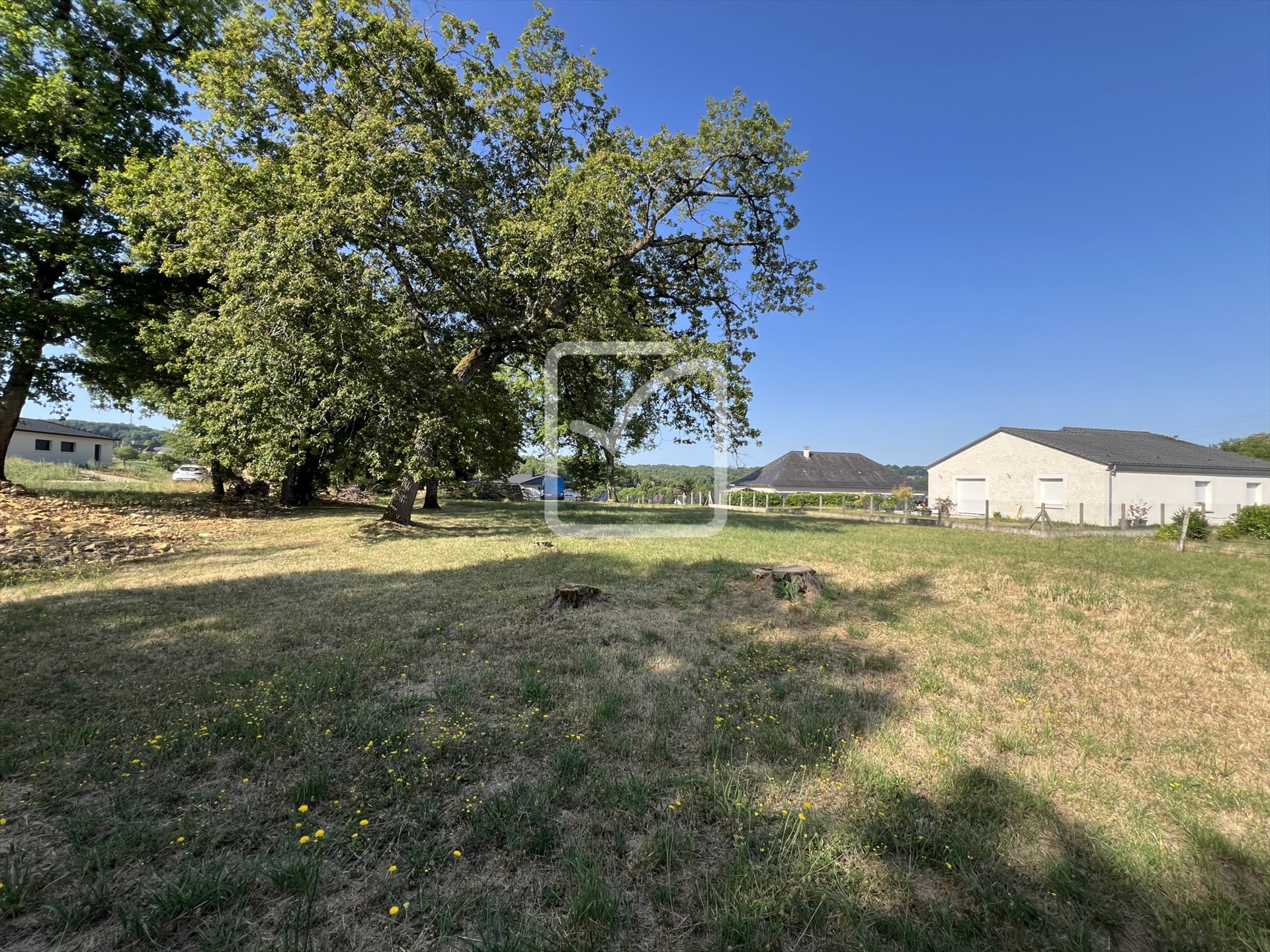 Purchase: Land (24120) - Vue 4
