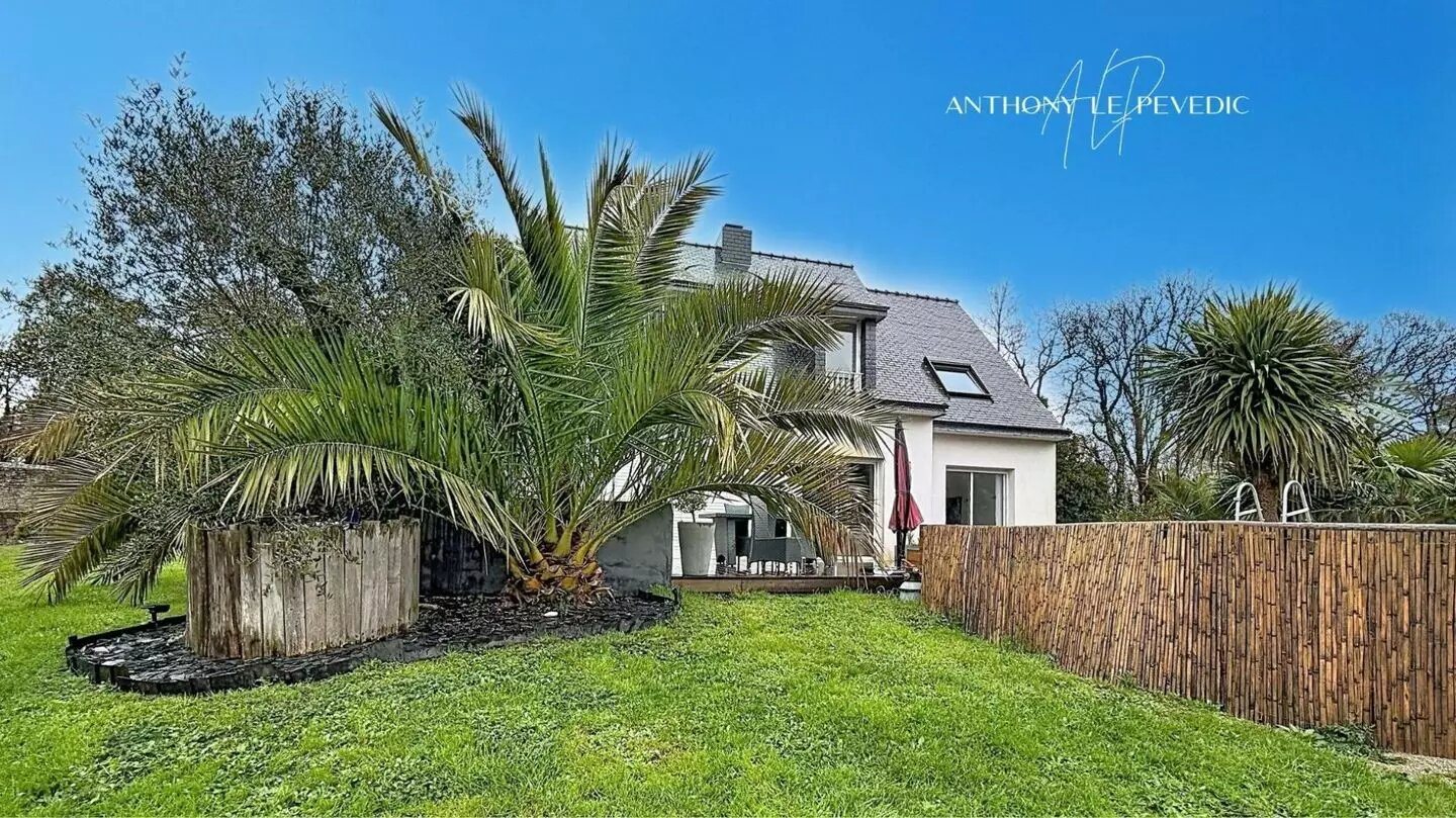 Maison à vendre, 121m², Ploemel