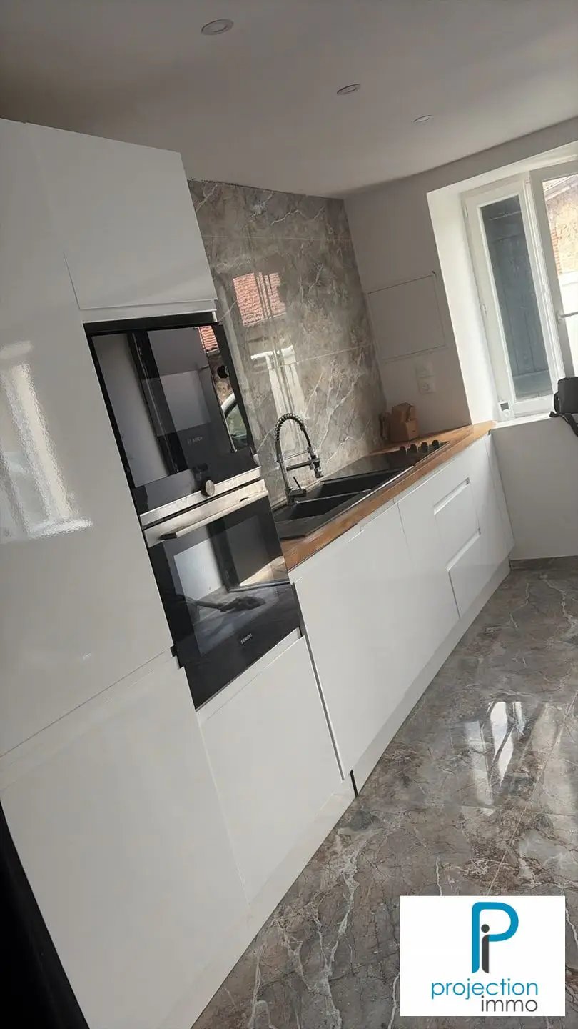 Maison à vendre, 146m², Laprugne