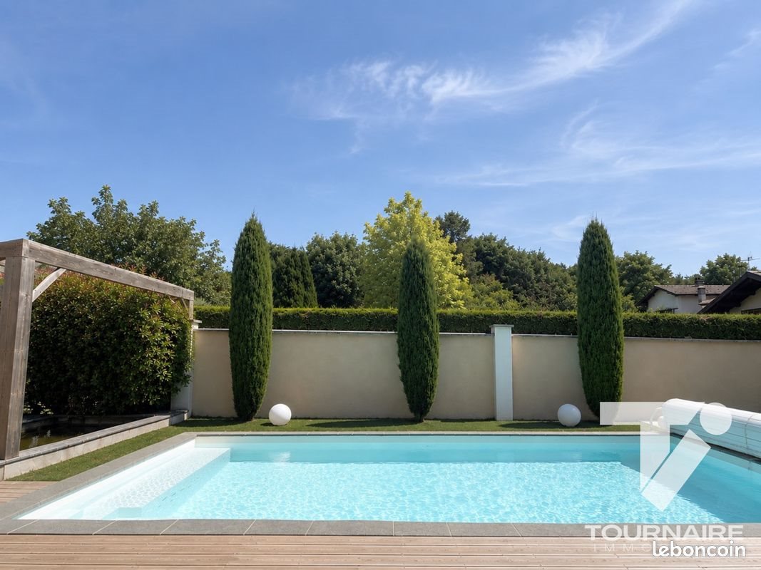 Maison à vendre, 228m², Saint-Didier-de-Formans