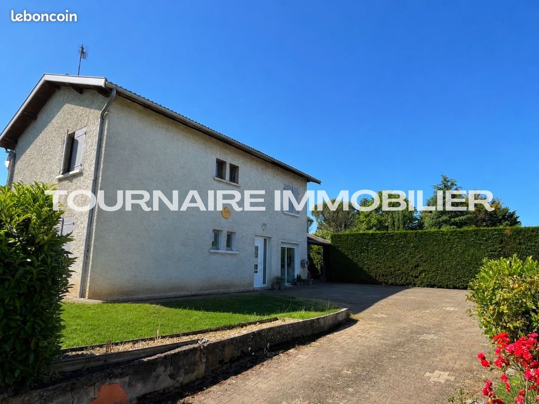 Maison à vendre, 135m², Toussieux