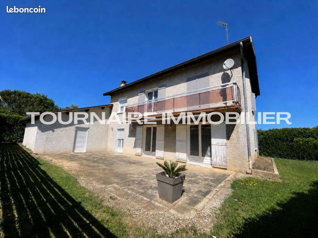Maison à vendre, 135m², Toussieux