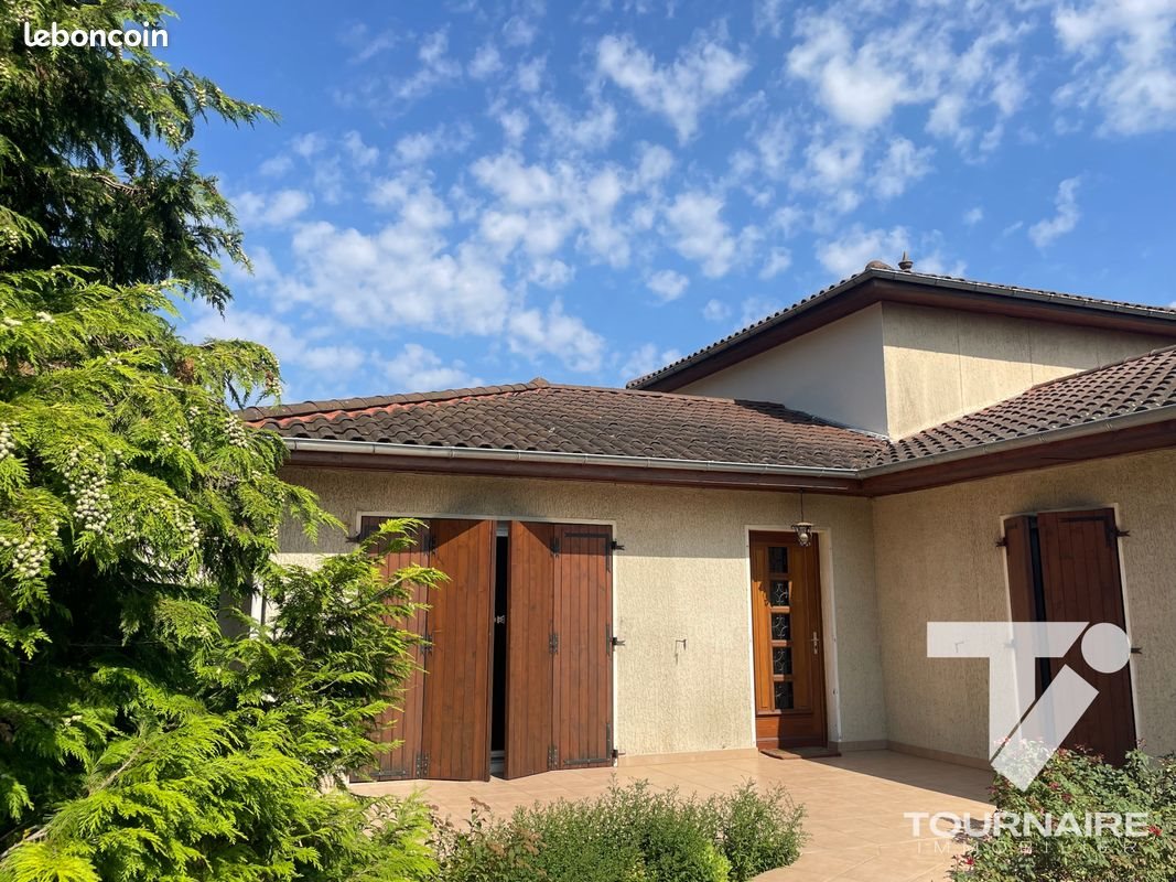Maison à vendre, 134m², Ars-sur-Formans
