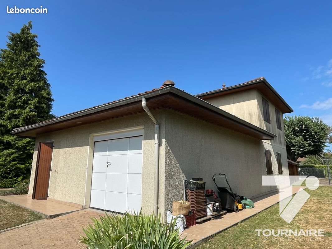 Maison à vendre, 134m², Ars-sur-Formans