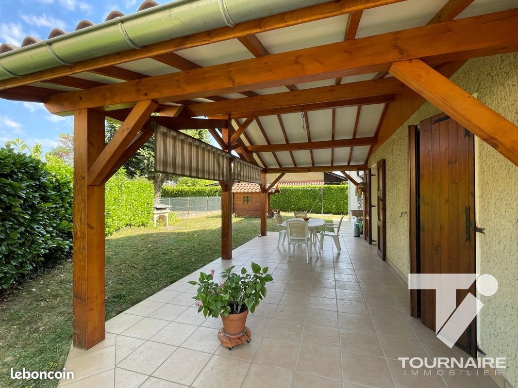 Maison à vendre, 134m², Ars-sur-Formans
