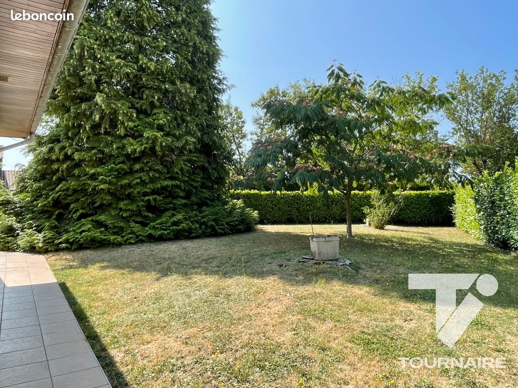 Maison à vendre, 134m², Ars-sur-Formans
