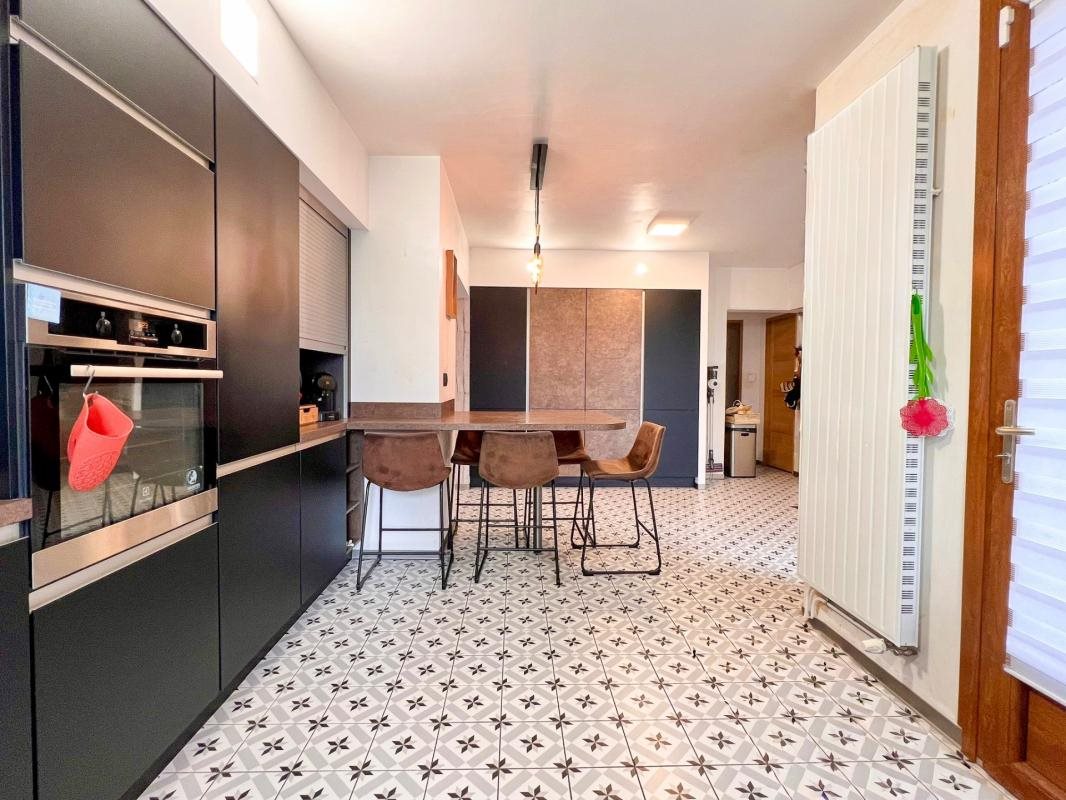 Maison à vendre, 230m², Thierville-sur-Meuse