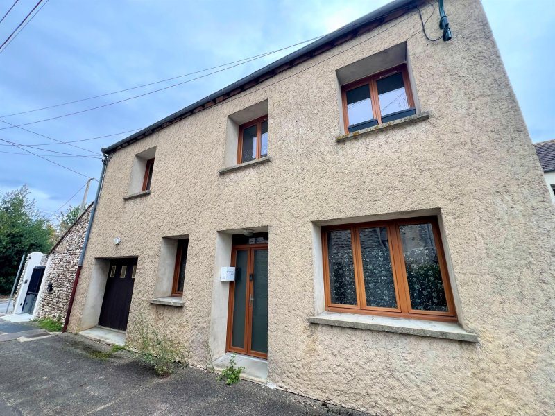 Maison à vendre, 3m², Guernes